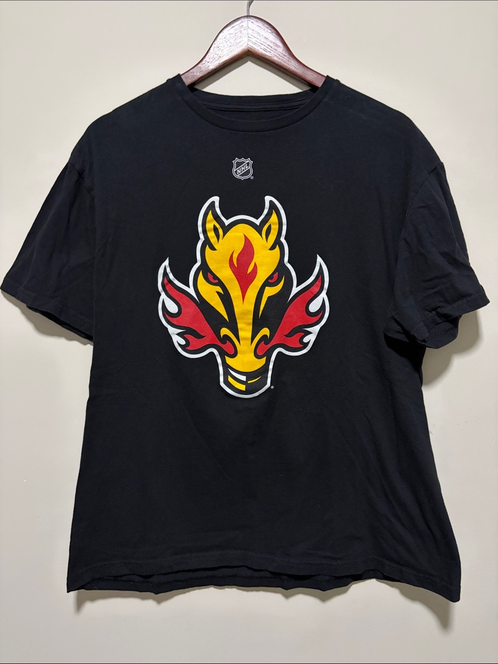 Calgary Flames Jacob Markstrom #25 Fanatics NHL T-Shirt Black Size Large